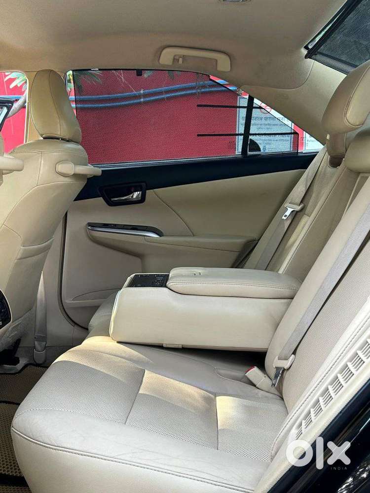 Toyota Camry Hybrid 2.5, 2016