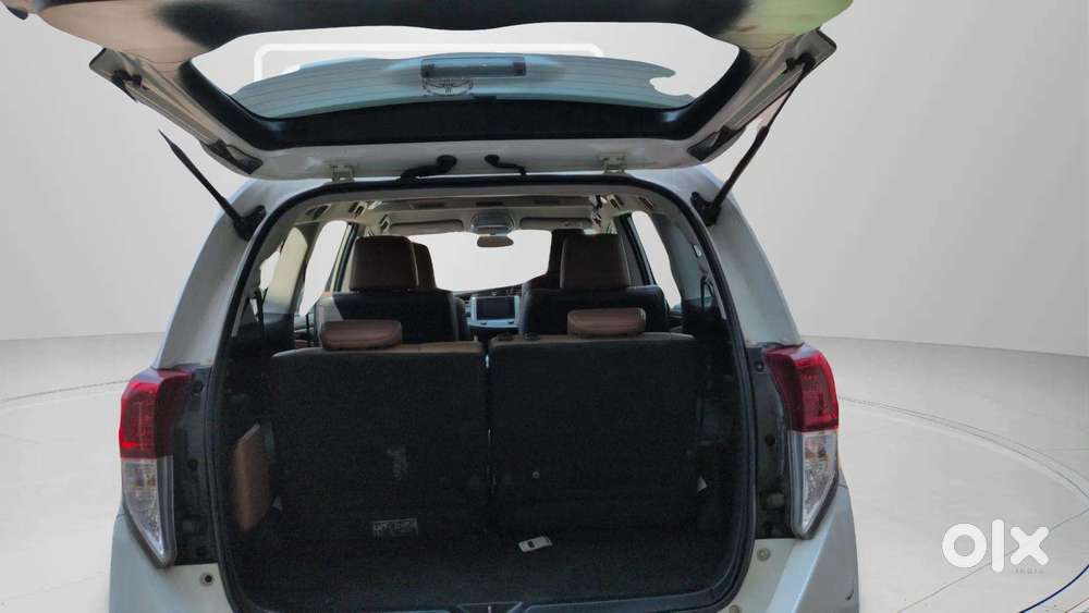 Toyota Innova Crysta [2020-ongoing] 2.4 Zx 7 Str, 2020, Diesel