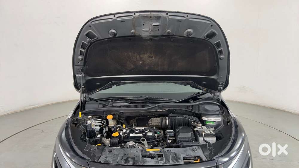 Tata Altroz 1.2 Xm Plus, 2022, Petrol