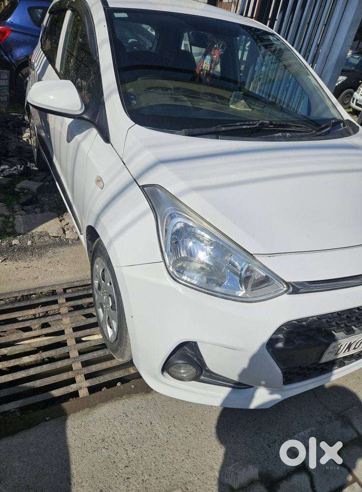 Hyundai Grand I10 Sportz 1.2 Kappa Vtvt, 2017, Petrol