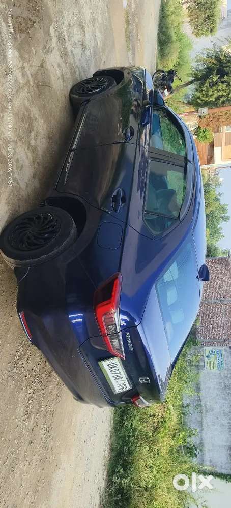 Honda Amaze 1.2 Petrol 2025