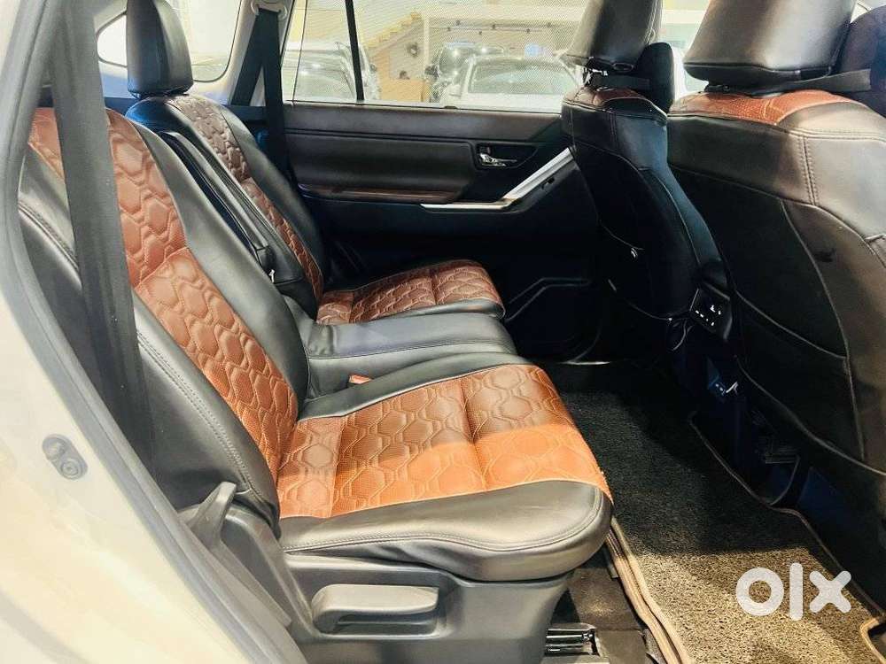 Toyota Innova Hycross 2.0 Vx Hybrid 7 Str, 2023, Petrol