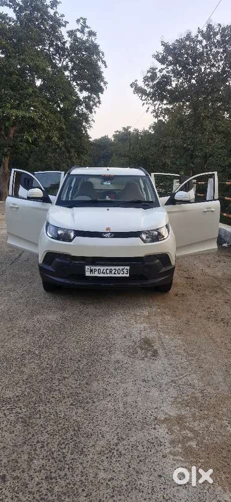 Mahindra Kuv 100 Petrol Good Condition
