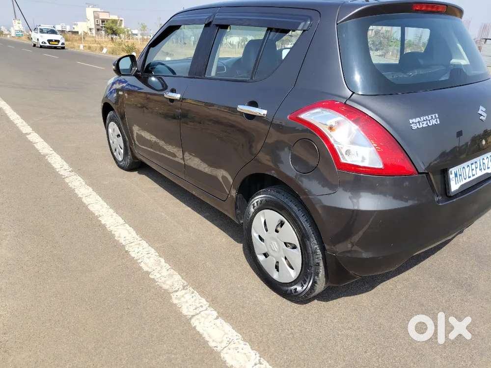 Maruti Suzuki Swift 2017 Diesel 80000 Km Driven