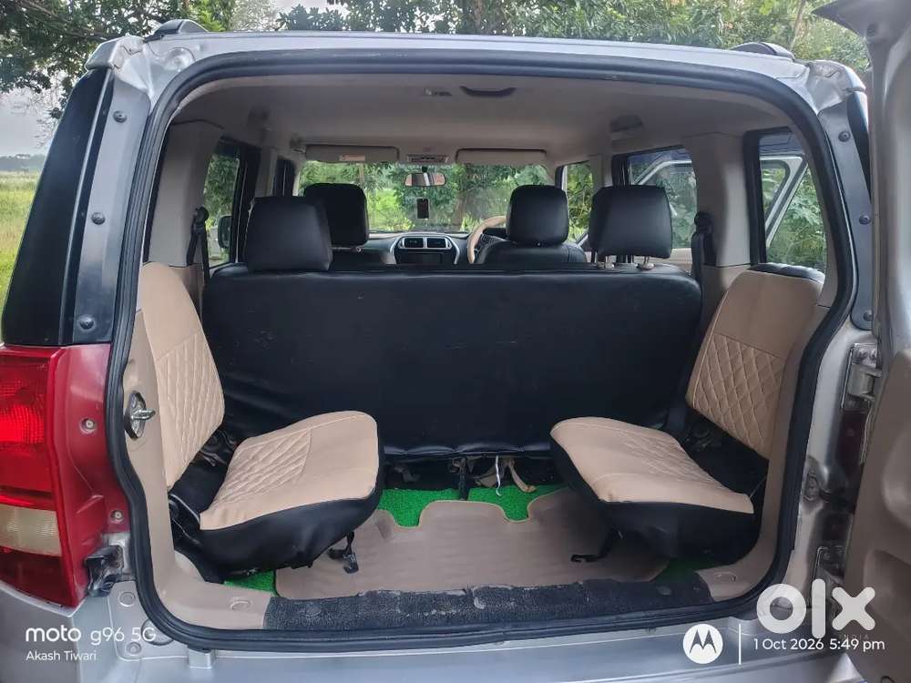 Mahindra Tuv 300 2017