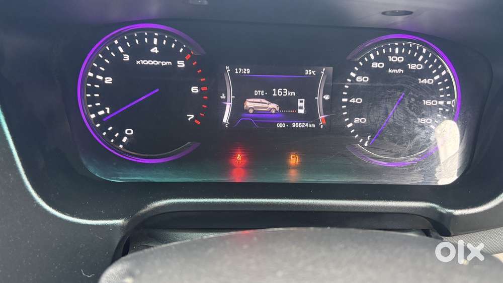 Mahindra Marazzo M6 8str, 2019, Diesel