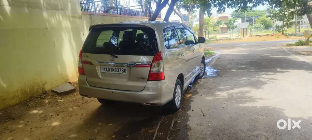 Toyota Innova Diesel 7 Str 2013