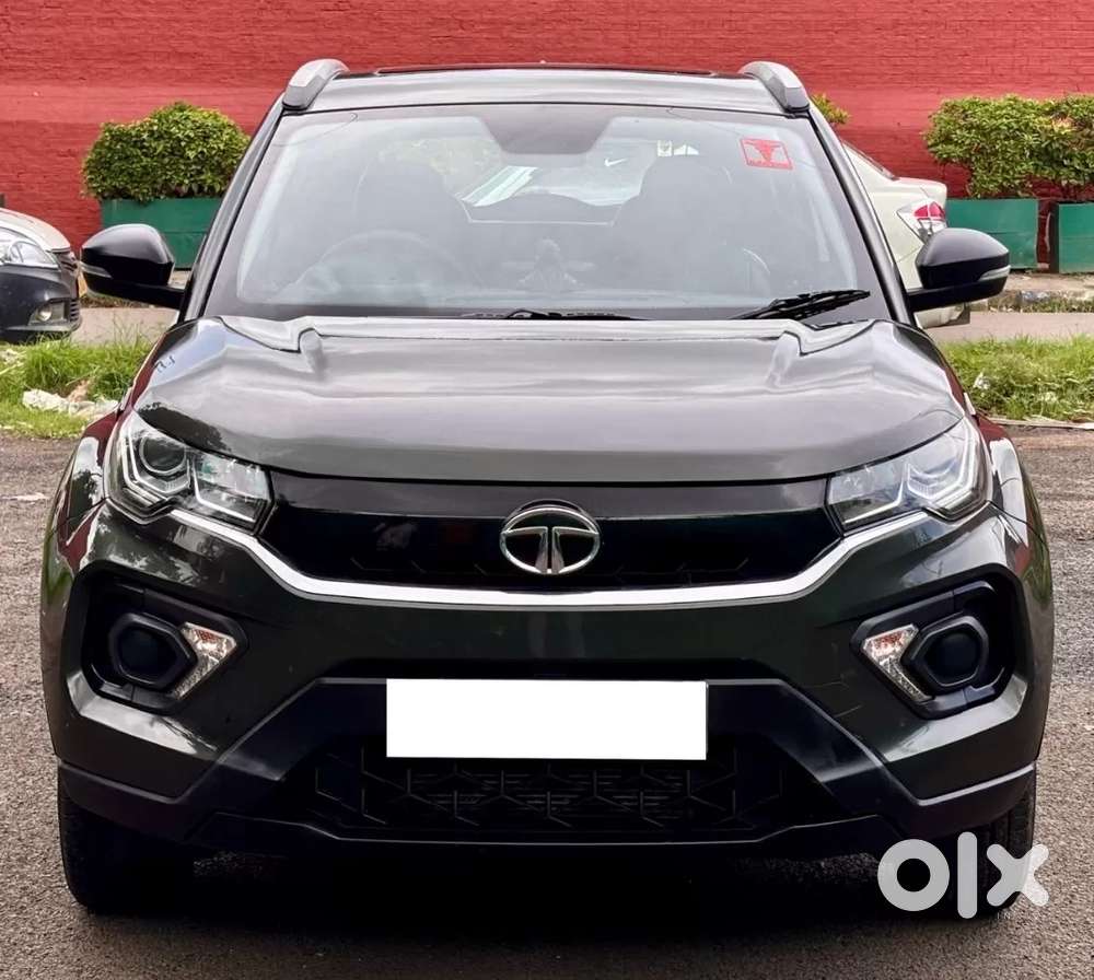 Tata Nexon 1.2 Revotron Xm Plus (s), 2023, Petrol