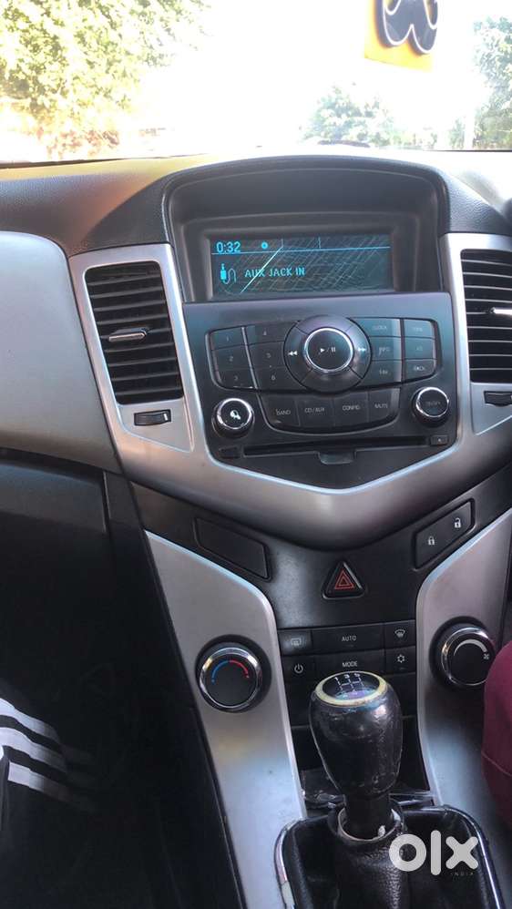 Chevrolet Cruze Diesel In Mint Condition Grey Colour