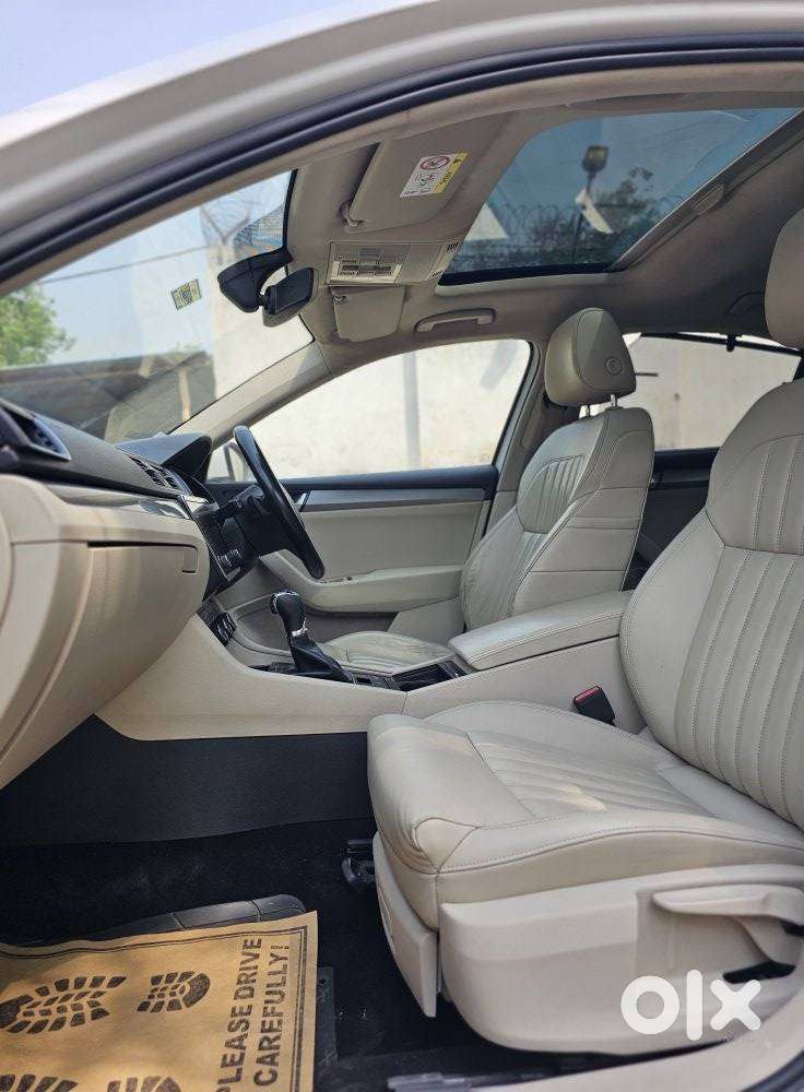 Skoda Superb Style 1.8 Tsi Mt, 2018, Petrol