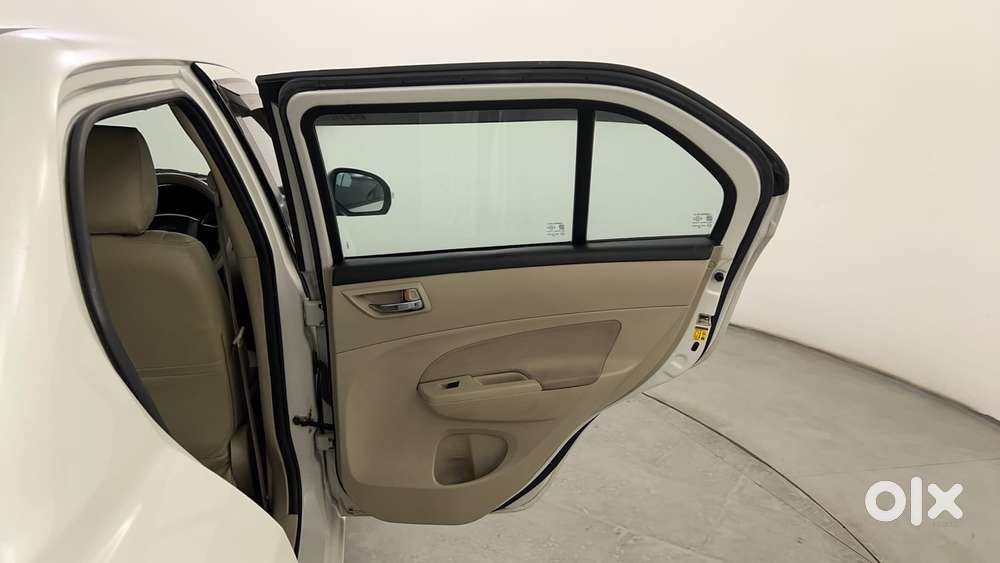 Maruti Suzuki Swift Dzire 1.3 Vxi, 2015, Petrol