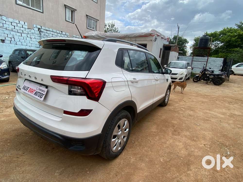 Skoda Kushaq 1.0 Tsi Ambition, 2022, Petrol