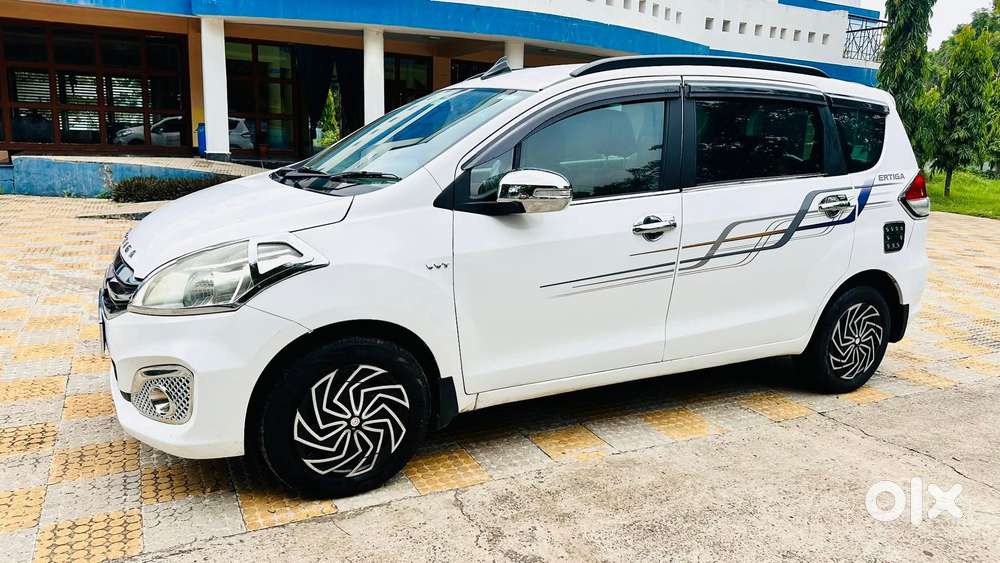 Maruti Suzuki Ertiga Vxi Shvs, 2017, Petrol