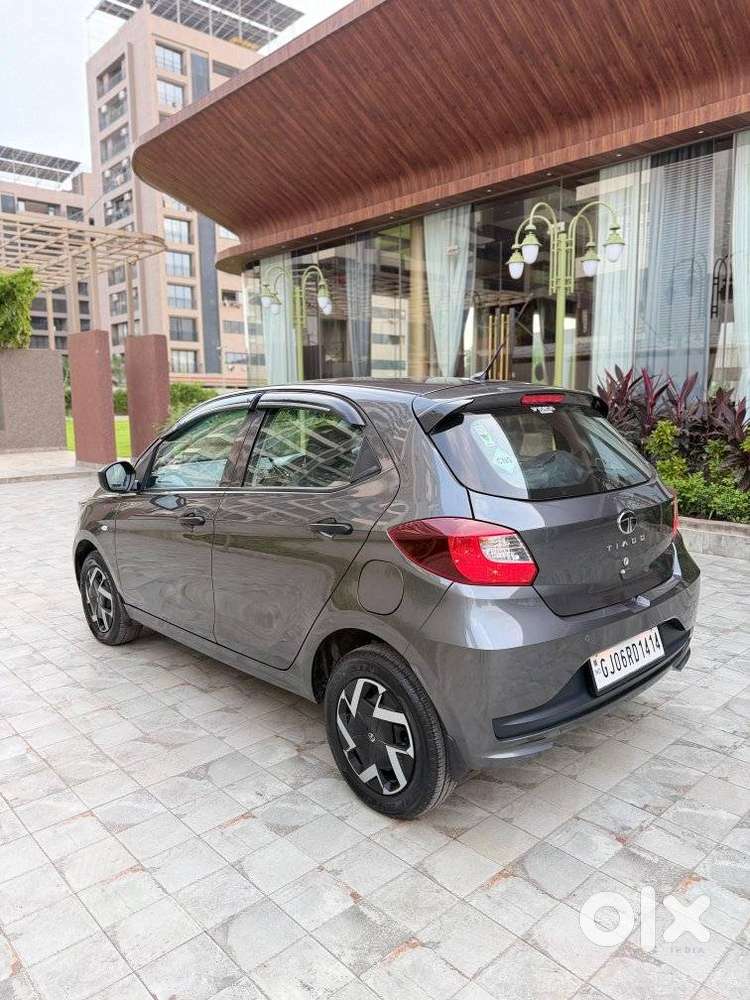 Tata Tiago Xm, 2025, Cng & Hybrids