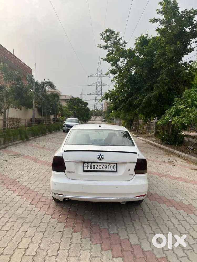Volkswagen Vento Diesel Highline 2016 Model