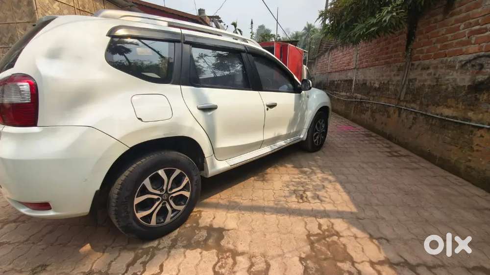 Nissan Terrano 2015 Diesel Well Maintained,very Less Running