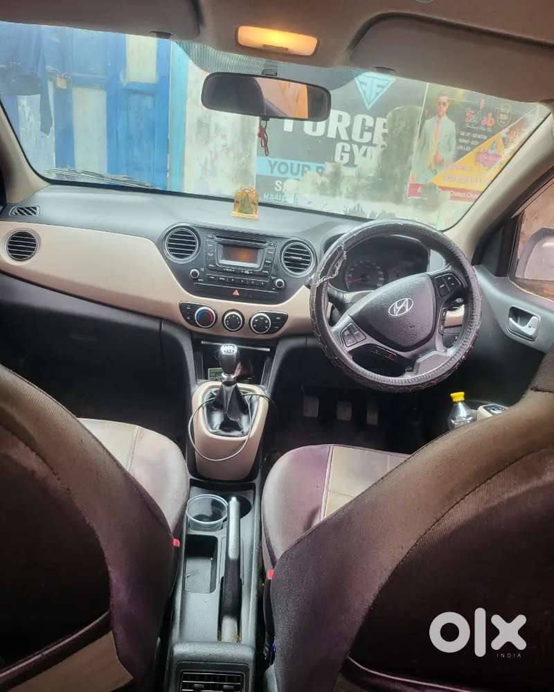 A Single Hand Non Accidental Throughout Company Record Km Car White