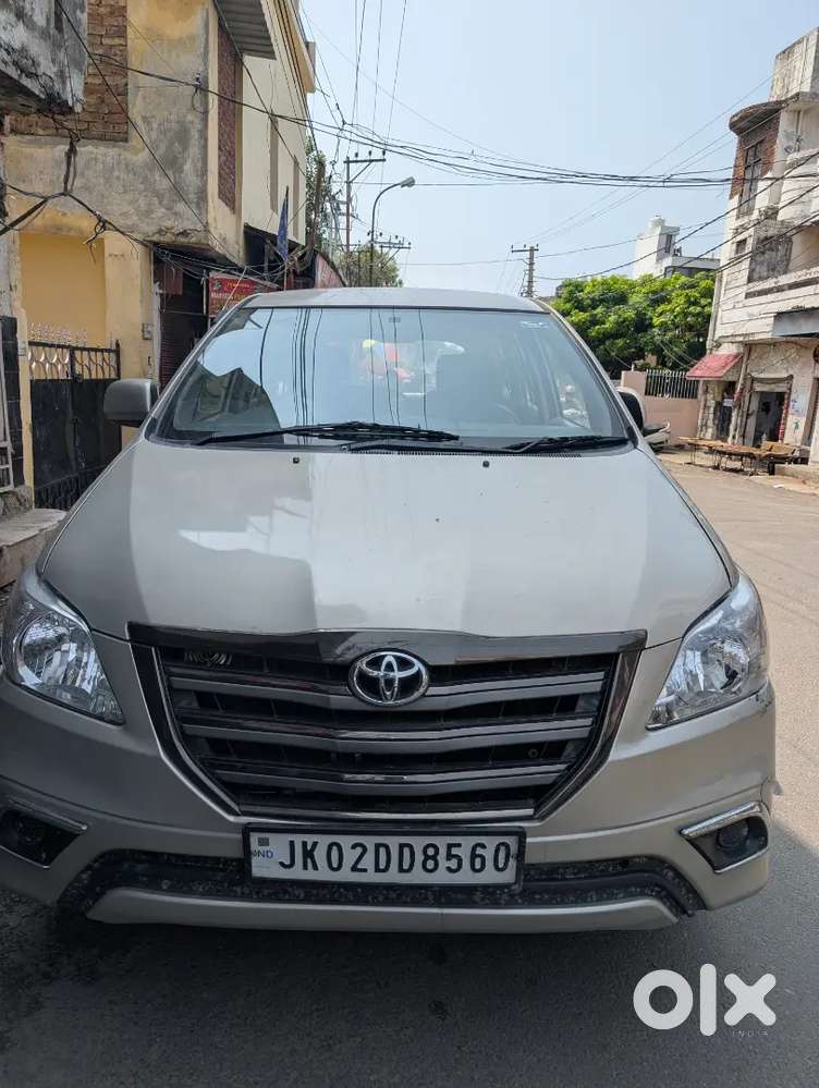 Toyota Innova 2012 1st Owner