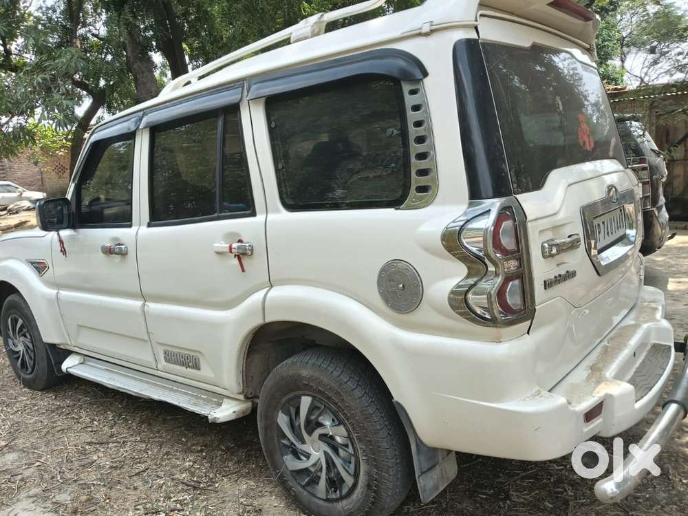 Mahindra Scorpio 2017 Diesel 140000 Km Driven