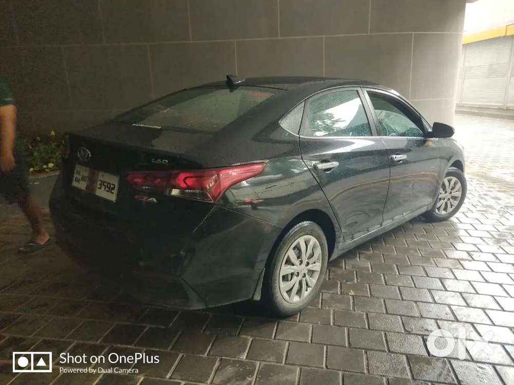Hyundai Verna Fluidic 1.6 Crdi Ex 2017 87,000 Km  Single Owner Diesel