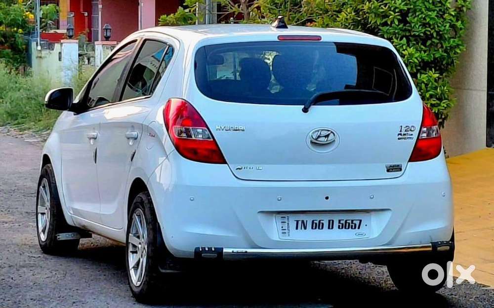Hyundai I20 Petrol Automatic 2011