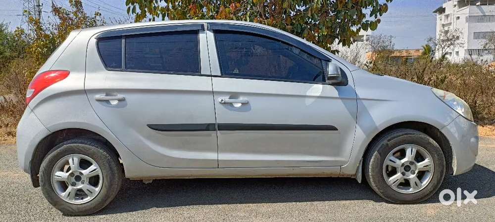 Hyundai I20 Asta Petrol Manual 2010
