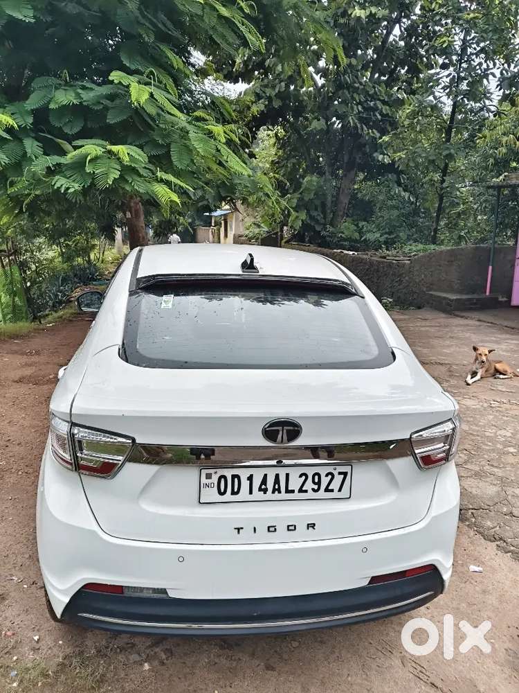 Tata Tigor 1.2 Revotron Petrol Manual 2026