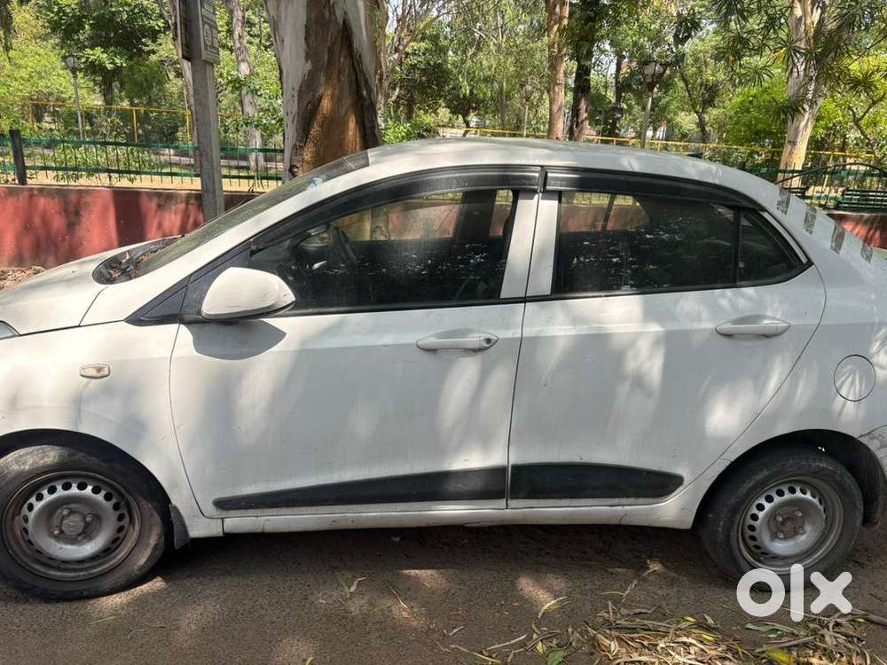 Hyundai Xcent 2016 Petrol Well Maintained