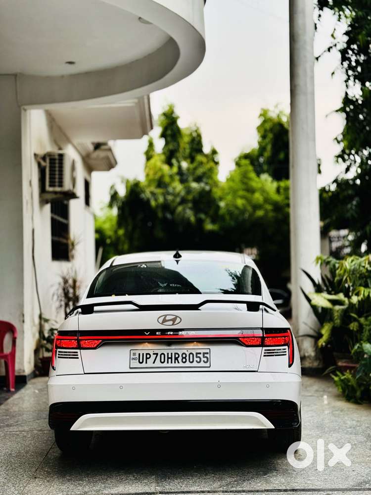 Hyundai Verna 1.5 Sx (o) Vtvt, 2025, Petrol