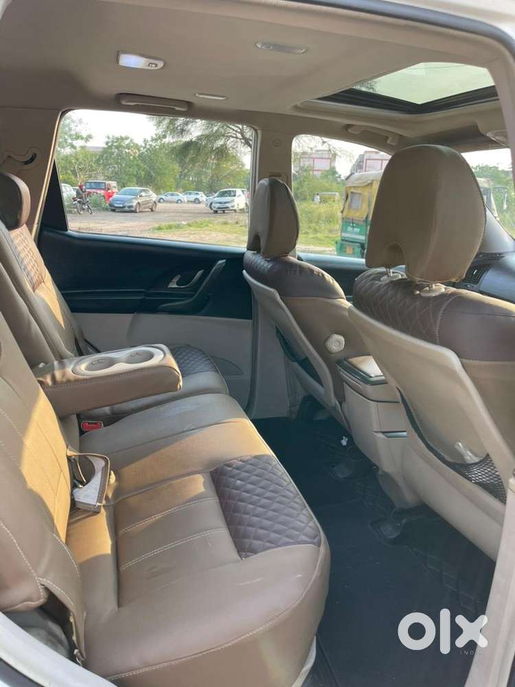 Mahindra Xuv500 2017 Diesel 90000 Km Driven
