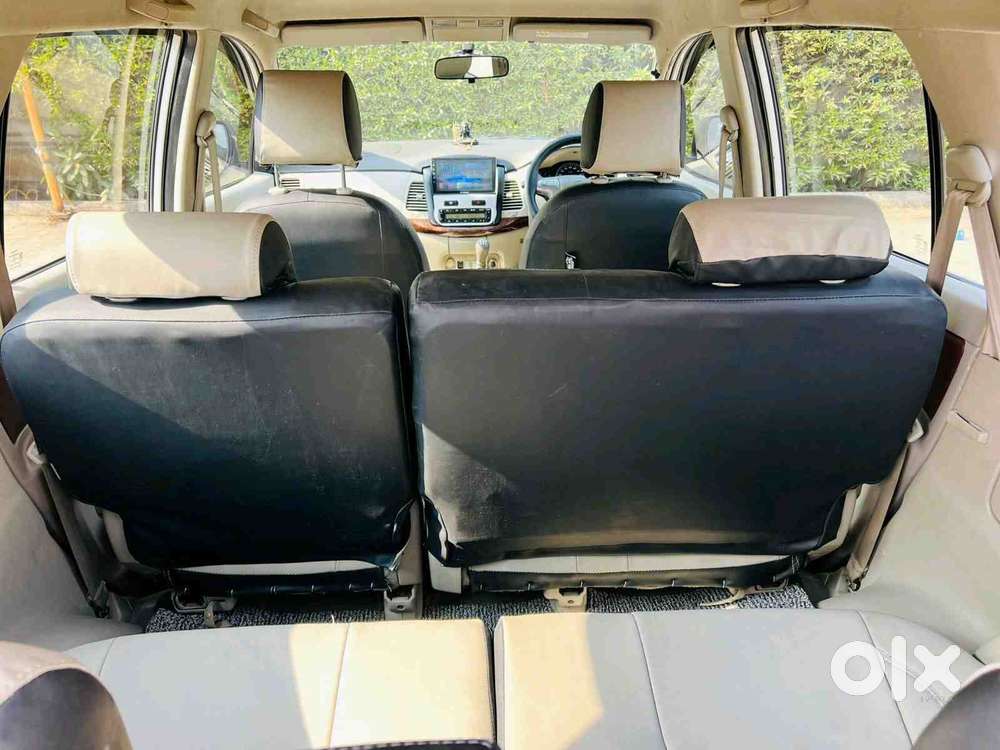 Toyota Innova 2.0 Vx (petrol) 8 Seater Bs Iv, 2014, Diesel