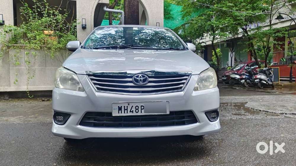 Toyota Innova 2.5 V 8 Str, 2013, Diesel