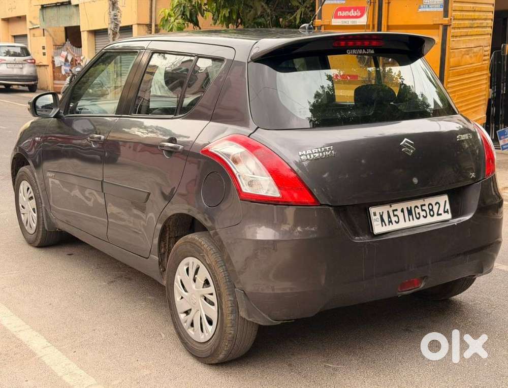 Maruti Suzuki Swift Vxi + Manual, 2015, Petrol