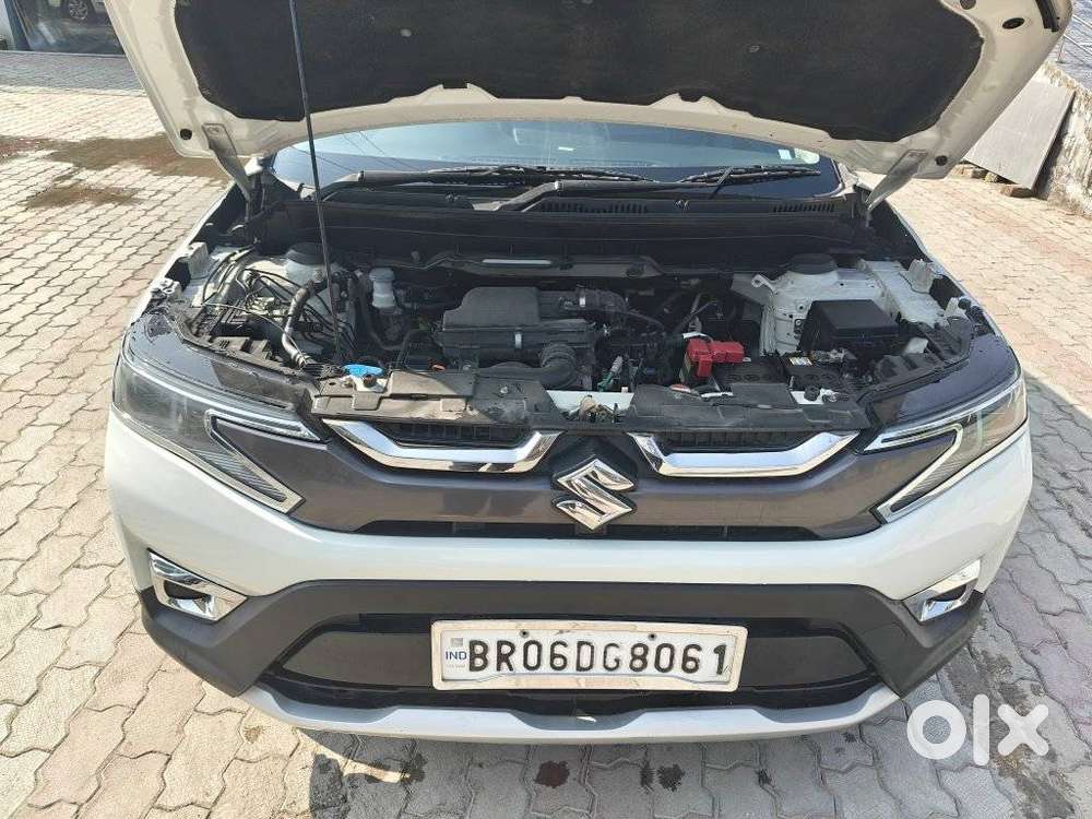 Maruti Suzuki Brezza 1.5 Zxi At Smart Hybrid, 2023, Petrol