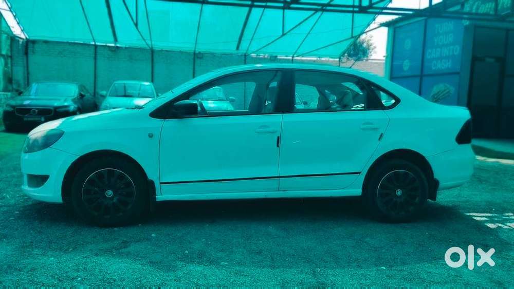 Skoda Rapid 1.6 Mpi Elegance Black Package, 2015, Diesel