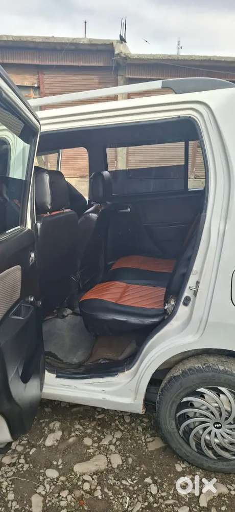 2015 Wagon R Lxi  Well Maintained  All Papers Clear  No Work Needed