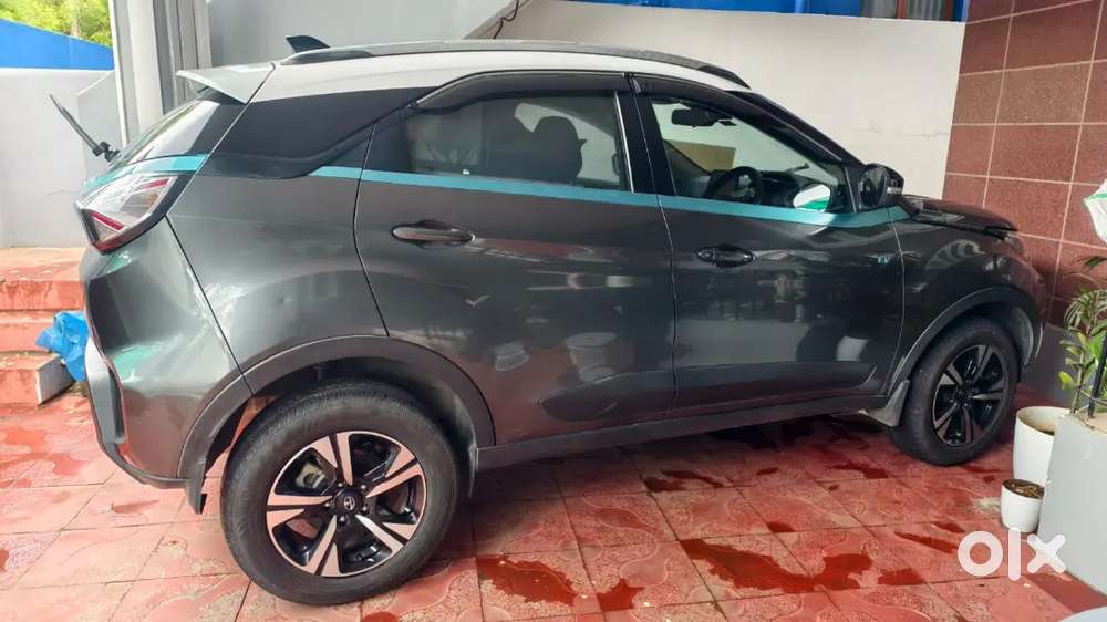 Tata Nexon Ev Max  2023 (40.5 Kw)