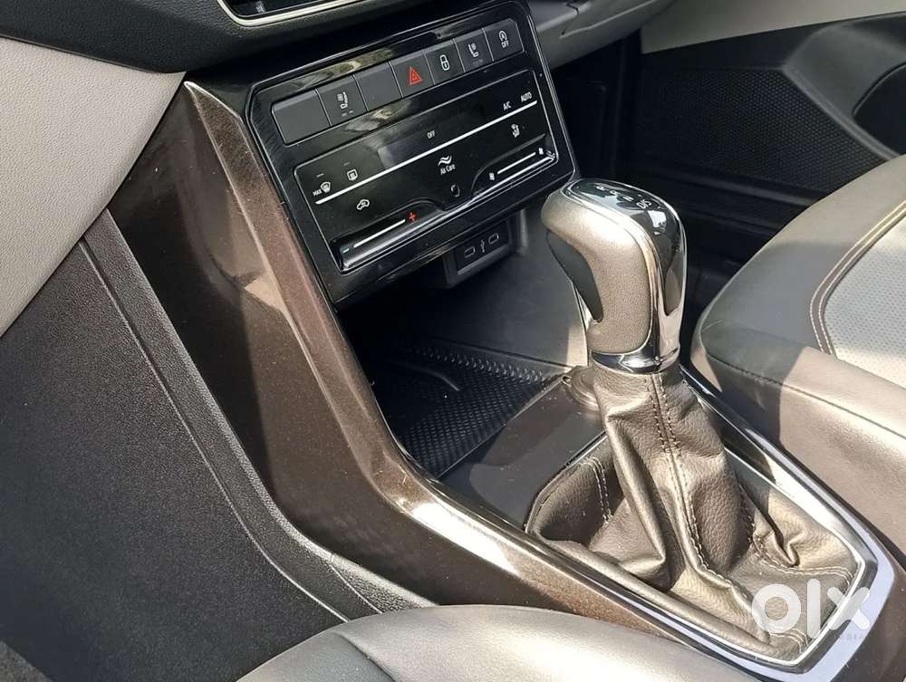 Skoda Kushaq Style 1.0l Tsi At, 2024, Petrol