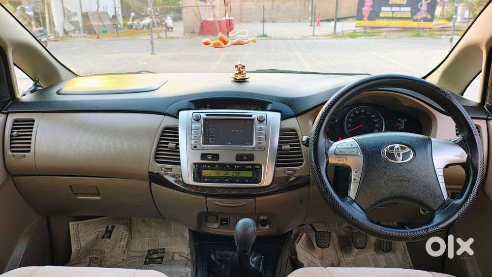 Toyota Innova 2.5 V 7 Str, 2015, Diesel