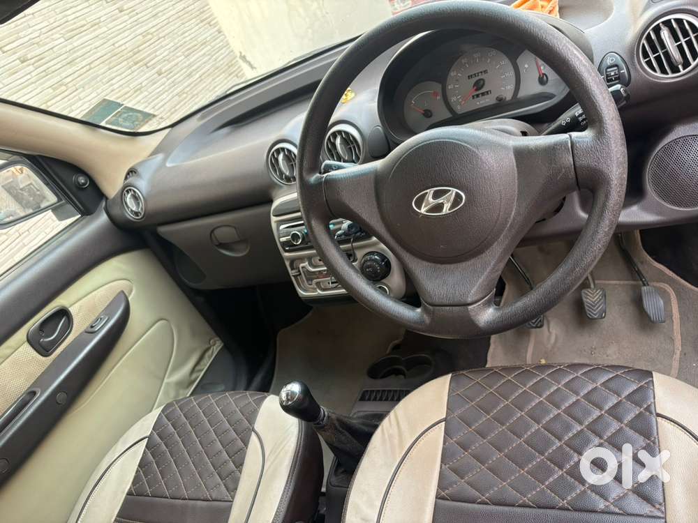 Hyundai Car Manual 2010