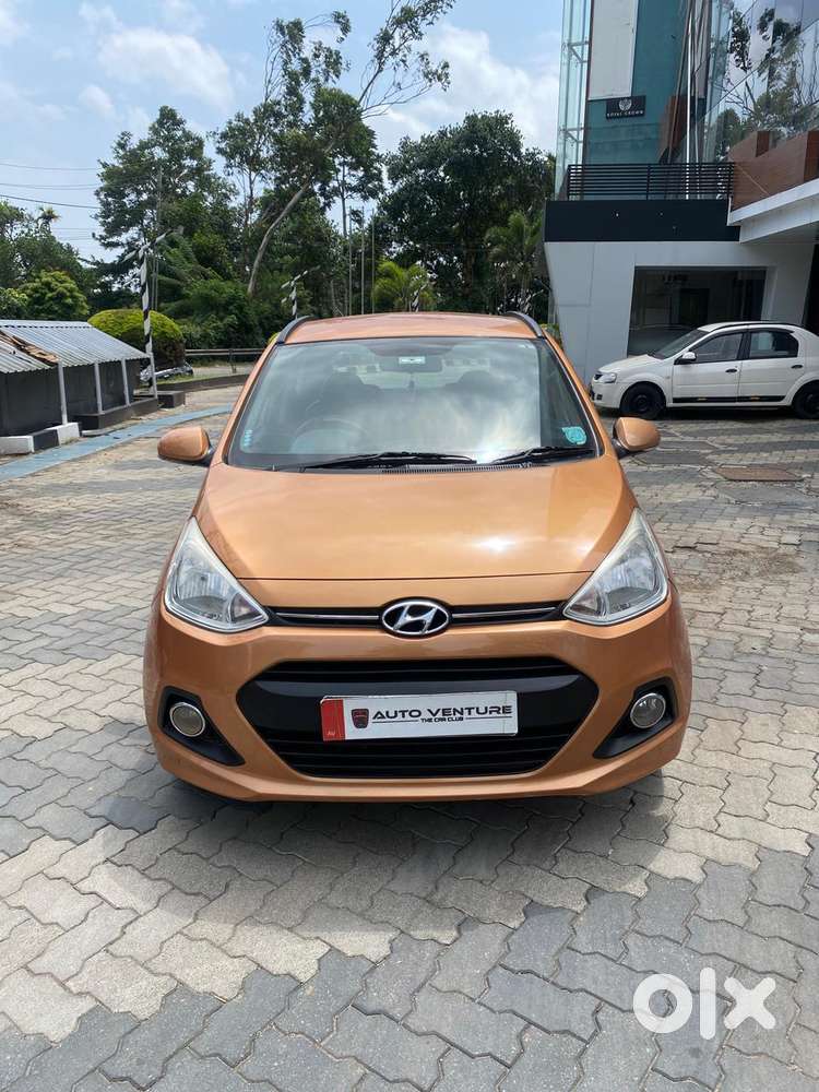 Hyundai Grand I10 Sportz, 2013, Petrol