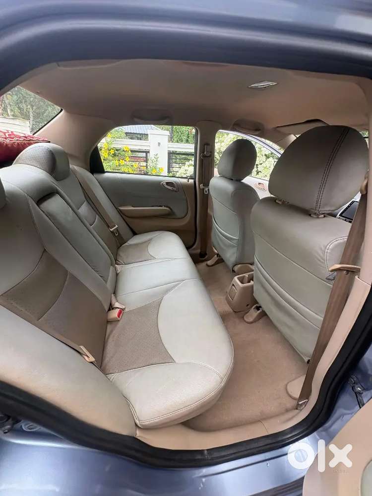 Honda City Zx 2006 Petrol Well Maintained
