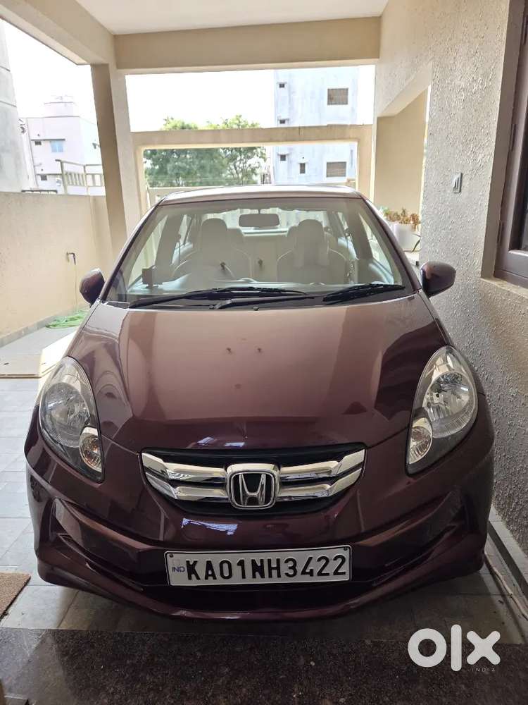 Amaze Diesel 30k Kms Driven With Service History.