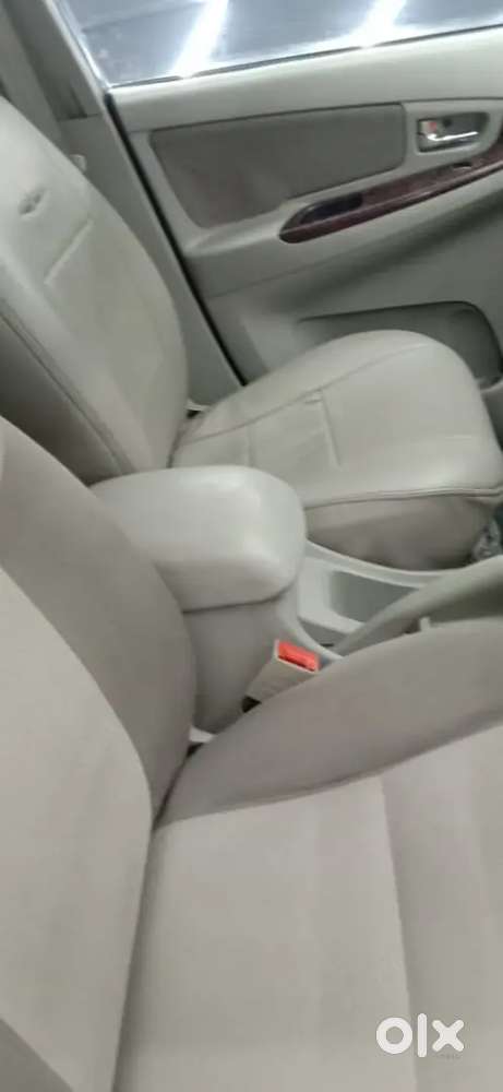 Toyota Innova Diesel 7 Str 2013