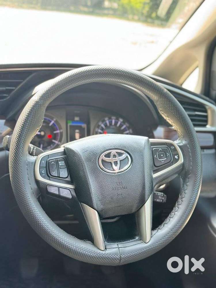 Toyota Innova Crysta 2.4 V, 2022, Diesel