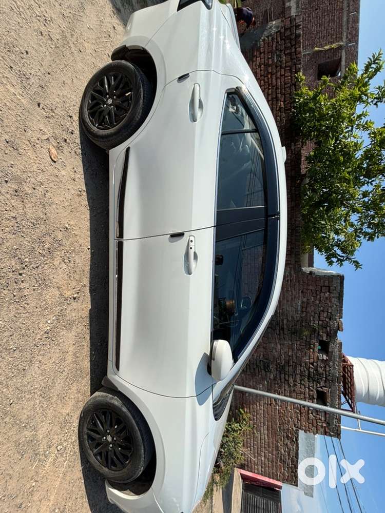 Maruti Suzuki Dzire Zxi 2025