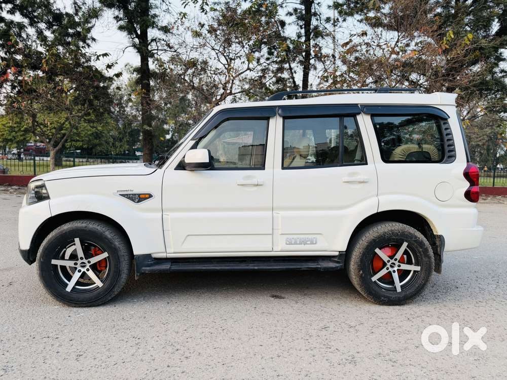 Mahindra Scorpio