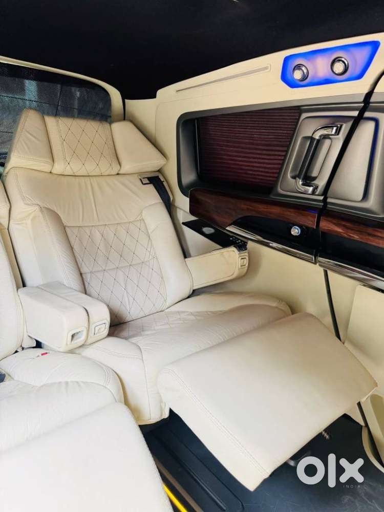 Toyota Innova Crysta 2.4 G Mt 7 Str, 2021, Diesel