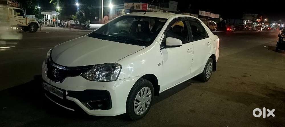 Toyota Etois Gd 2018