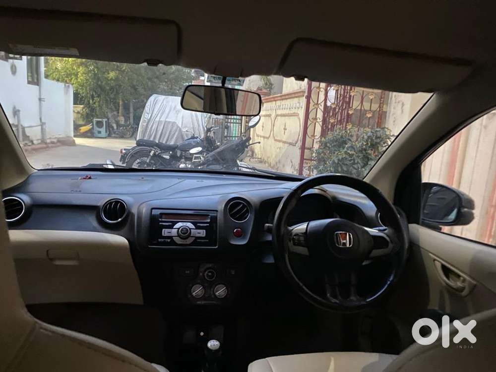 Honda Amaze 2015 Diesel Well Maintained